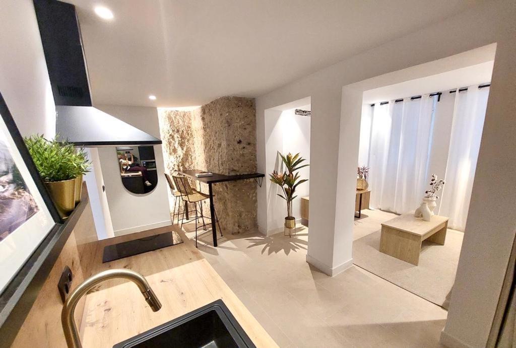 Helearon Suite Málaga Buitenkant foto